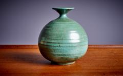 Tom McMillin Tom McMillin Ceramic Vessels with lid and Vase in green USA 1960s - 3223173