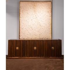 Tommi Parzinger Tommi Parzinger 6 Door Credenza in Walnut With Iconic Brass Hardware 1960s - 2456213