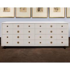 Tommi Parzinger Tommi Parzinger Chest of Drawers in White Lacquer with Brass Pulls 1950s Signed - 3937716