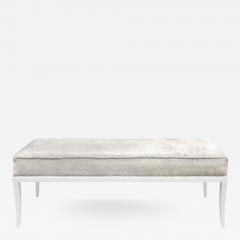 Tommi Parzinger Tommi Parzinger Graceful Bench with White Lacquer Base 1950s - 338053