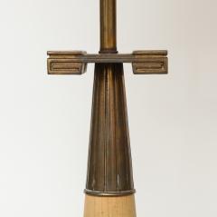 Tommi Parzinger Wood and Patinated Brass Table Lamp by Tommi Parzinger for Stiffel - 3299199