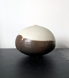 Toshiko Takaezu Ceramic Closed Form Vessel with Rattle by Toshiko Takaezu - 2520739
