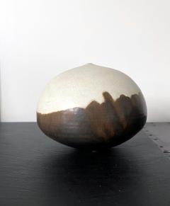 Toshiko Takaezu Ceramic Closed Form Vessel with Rattle by Toshiko Takaezu - 2520740