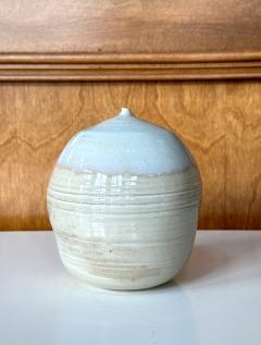 Toshiko Takaezu Ceramic Moon Pot with Rattle by Toshiko Takaezu - 3613540