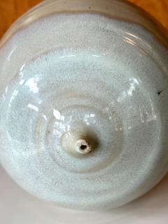Toshiko Takaezu Ceramic Moon Pot with Rattle by Toshiko Takaezu - 3613548