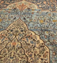 Traditional Hand Woven Antique Persian Tabriz Rug - 2580702
