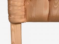Traditional Kingsize Tufted Headboard Scalamandr Pink Silk USA 1960s - 4587846