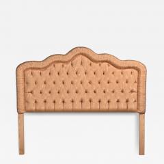 Traditional Kingsize Tufted Headboard Scalamandr Pink Silk USA 1960s - 4588645