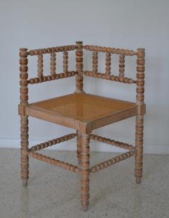 Turned Wood Corner Chair - 867497