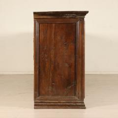 Tuscan Four Door Walnut credenza Circa 1640 - 905893