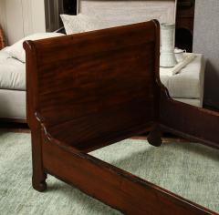 Twin Size Sleigh or Daybed - 4263288
