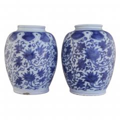 Two 17th century Dutch Delft Lotus Jars - 4565699