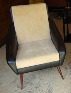 Two 1950s Italian armchairs - 918417