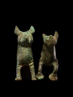 Two Bronze miniature Vessels in the Form of Hares Possibly Fatimid - 4269946