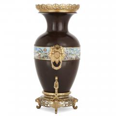 Two Chinese style enamelled gilt and patinated bronze urns - 1653175
