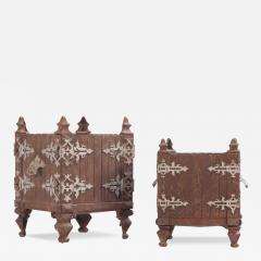 Two French cast iron tabletop planters C 1880  - 4276963