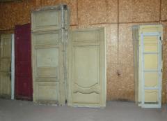 Two Large Rooms of French Louis XV 18th Century Wall Paneling - 3245797