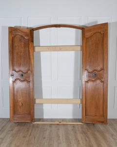 Two Pairs of 18th Century French Walnut Communication Doors - 4367888