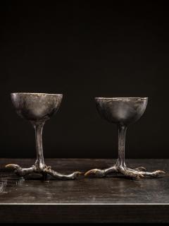 Two wooden witchcups mounted on birdlegs - 4703912