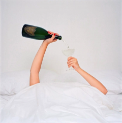Tyler Shields Champagne Hands - 4270857