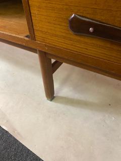 UNUSUAL DANISH MID CENTURY TEAK AND ROSEWOOD SIDEBOARD - 2107848