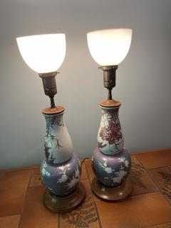 UNUSUAL PAIR OF ART DECO TWO COLOR GLAZE CHINOISERIE DECORATED CERAMIC LAMPS - 3320286