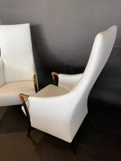 Umberto Asnago Pair of Italian Modern Walnut Ebonized Club Chairs Umberto Asnago - 4651205
