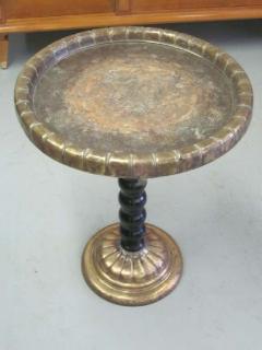 Unique Italian Modern Neoclassical Hammered Brass Copper Side End Table 1930 - 1861289