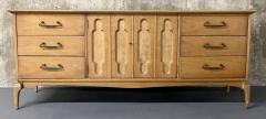 United Furniture Company Mid Century Modern Dresser Sideboard by United Furniture Company - 2539884