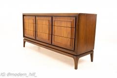 United Furniture Mid Century Walnut 9 Drawer Lowboy Dresser - 2358913