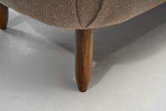 Upholstered Chaise Longue with Oak Legs Denmark ca 1940s - 4430964