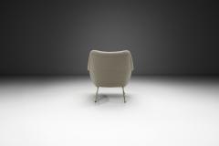 Upholstered Lounge Chair with Brass Legs Europe 20th Century - 4515941