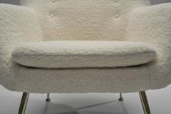 Upholstered Lounge Chair with Brass Legs Europe 20th Century - 4515944