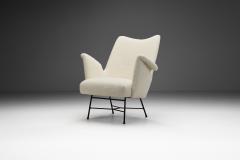 Upholstered Lounge Chair with Metal Legs Europe 1950s - 3570523