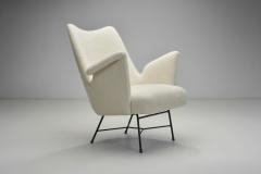 Upholstered Lounge Chair with Metal Legs Europe 1950s - 3570527