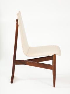 Upholstered Side Chair on wooden frame - 3119679