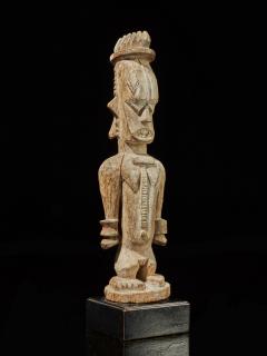 Urhubo People Nigeria Family Ancestor Statue with rests of Kaolin  - 1980772