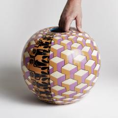 VICTOR FOTSO NYIE VASE LABIRINTO - 2426673