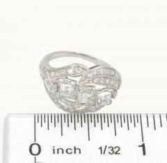 VINTAGE 3 SQUARE DIAMOND AND PLATINUM RING CIRCA 1930 - 2621127