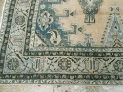 VINTAGE PERSIAN VEECE ACCENT CARPET - 2372541