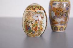 Vase and Egg in Chinese Porcelain - 3642319