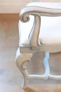 Venetian 1810s Rococo Style Painted Wood Armchair with Parcel Gilt Accents - 3736886