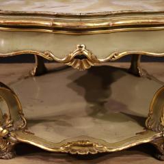 Venetian lacquered coffee table in Louis XV style from the 20th century - 4270576
