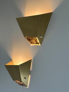 Vereinigte Werksta tten Set of Two Elegant Mid Century Brass Sconces by Vereinigte Werkst tten 1970s - 4366842