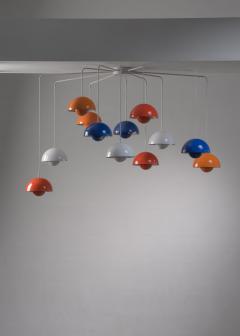 Verner Panton Verner Panton chandelier with 12 flowerpot lamps - 2998667