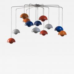 Verner Panton Verner Panton chandelier with 12 flowerpot lamps - 3000398