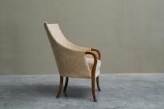 Very Elegant Mid Century Armchair in Wool and Beech Europe 1950s - 4526918