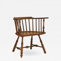 Very fine Low Back Windsor Arm Chair - 1017608