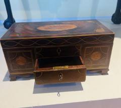 Very fine inlaid tea caddy - 3734682