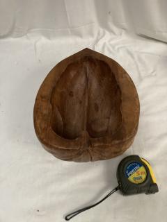 Very interesting wood bowl forming a nuts signed by Felix Geroudet - 3918358